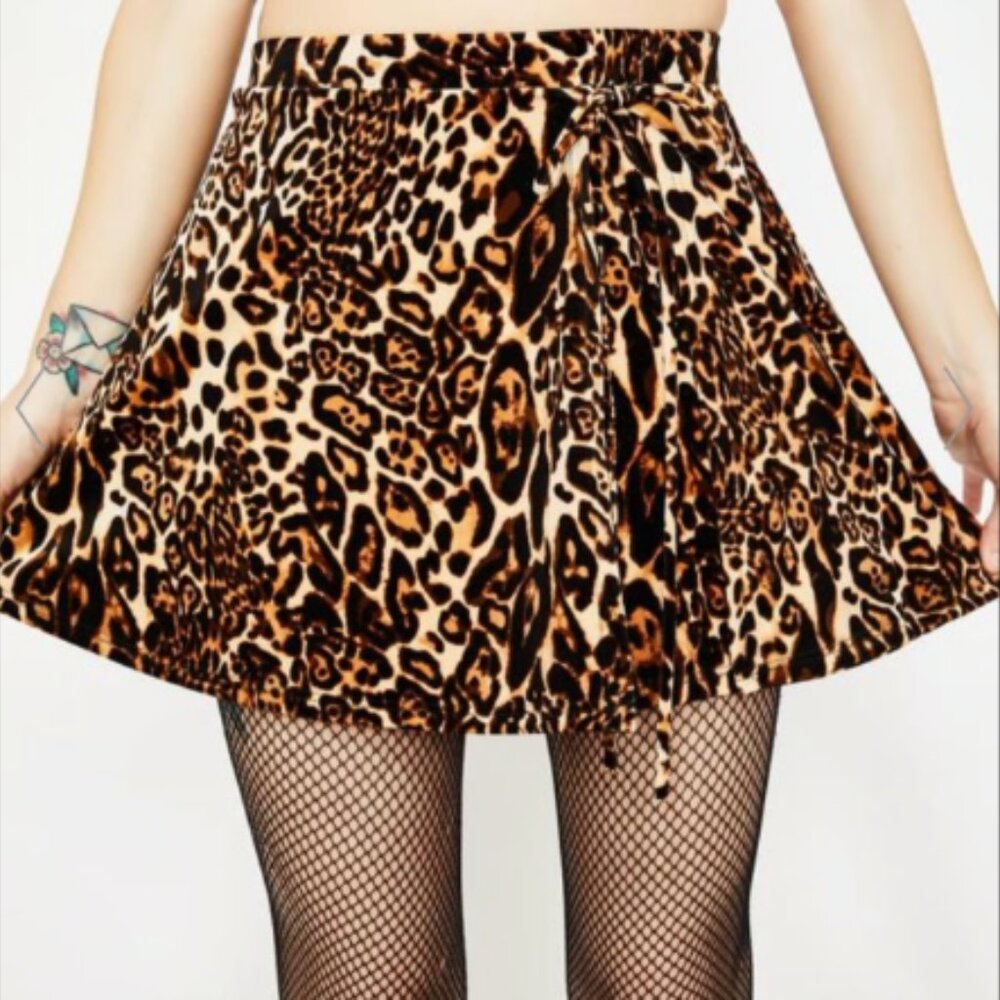 Blue Blush Leopard Print Velvet Mini Skort 🐆🔥